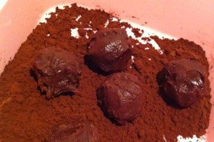 簡単トリュフの丸め方 レシピ 作り方 By Chanｍchan クックパッド 簡単おいしいみんなのレシピが356万品