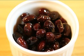 ちょい歯応え、黒豆のしわ煮