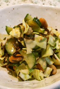 大豆水煮ときゅうりキャベツの塩昆布サラダ