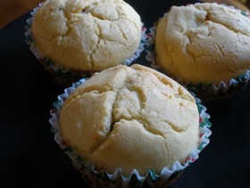 簡単・もち粉カップケーキ