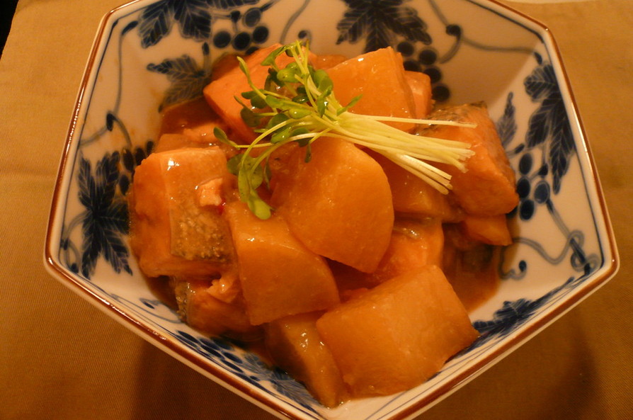 大根と甘鮭の味噌煮の画像
