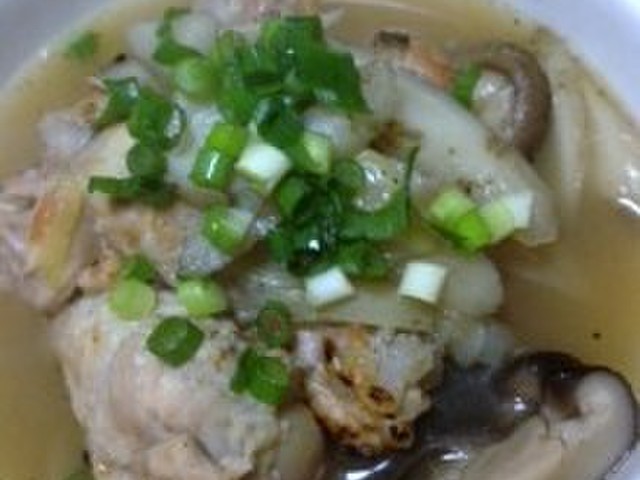 ダッチオーブンで簡単 手羽元スープ レシピ 作り方 By Rumija クックパッド 簡単おいしいみんなのレシピが357万品