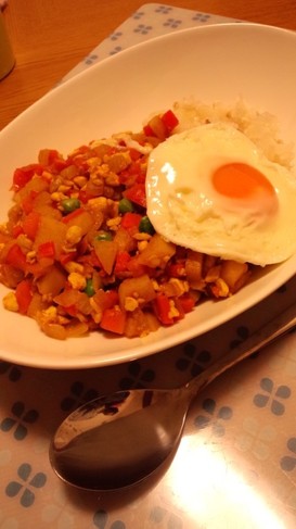 豆腐でドライカレー