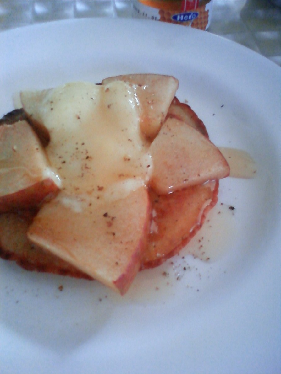 りんごチーズパンケーキの画像