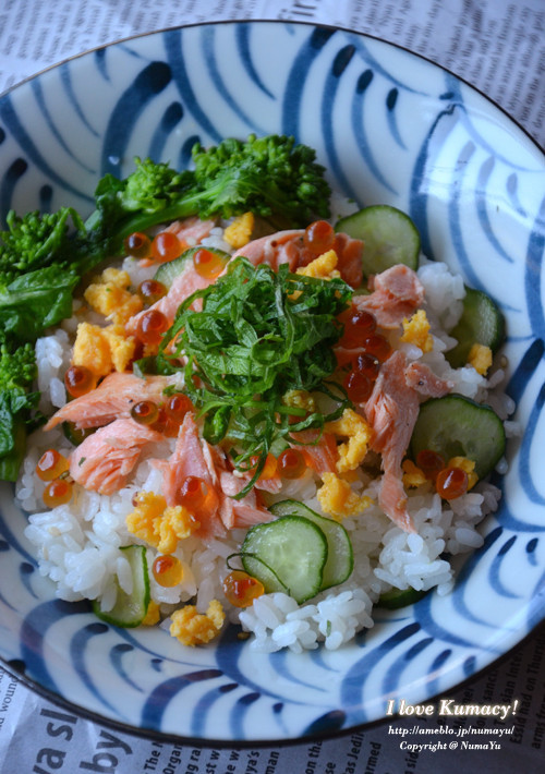 簡単☆鮭とイクラと菜の花のちらし寿司の画像