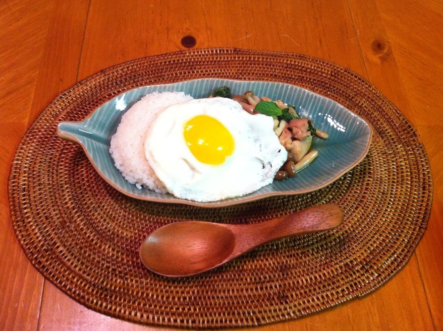 タイ風鶏肉バジル炒めご飯 ガパオ！の画像