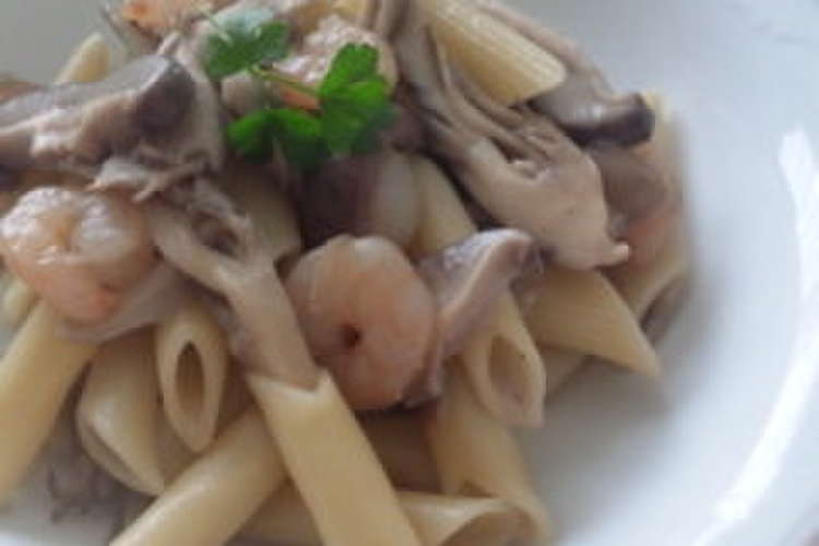簡単 冷凍エビとキノコのパスタ レシピ 作り方 By 波波子 クックパッド 簡単おいしいみんなのレシピが361万品
