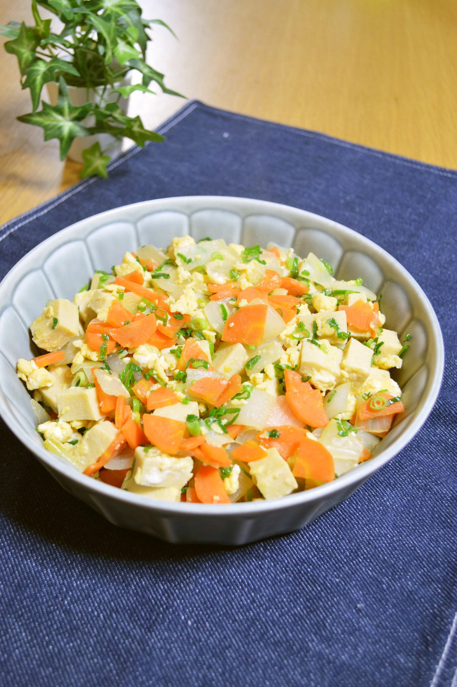 高野豆腐とたっぷり野菜の玉子炒め♬の画像