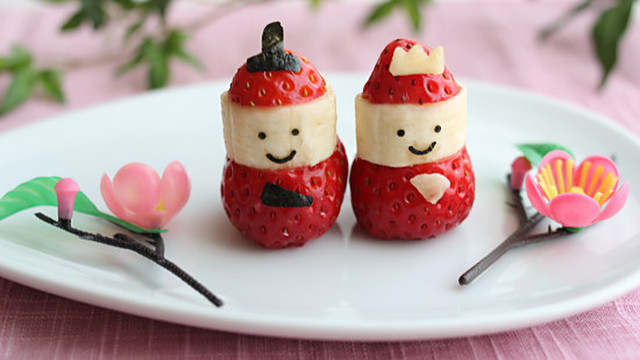 おひなまつりに イチゴとバナナで雛人形 レシピ 作り方 By 子供と作るウチご飯 クックパッド 簡単おいしいみんなのレシピが354万品