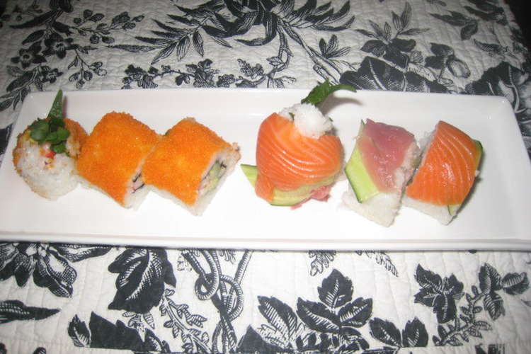 Hawaii大好きレインボーロール レシピ 作り方 By トイプードルあろは クックパッド 簡単おいしいみんなのレシピが357万品