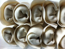ヤオさんちのワンタン(餃子も可)