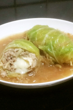 オニオンスープのロールキャベツ