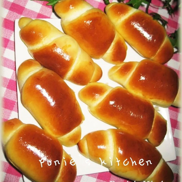 手ごねでふわふわバターロール レシピ 作り方 By ぽにえ クックパッド 手ごねでふわふわバターロール レシピ 作り方 By ぽにえ クックパッド