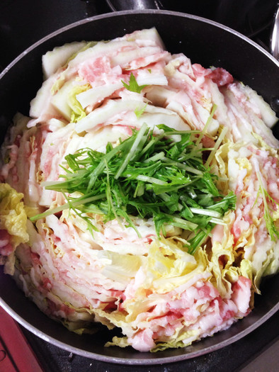 白菜と豚のミルフィーユ鍋～コンソメ味～の写真