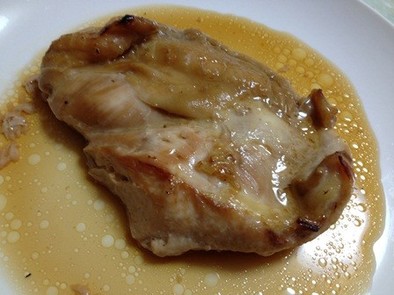 グリルで鶏胸肉生姜の照り焼きの写真