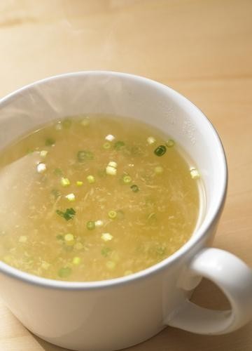 丸鶏生姜スープの画像