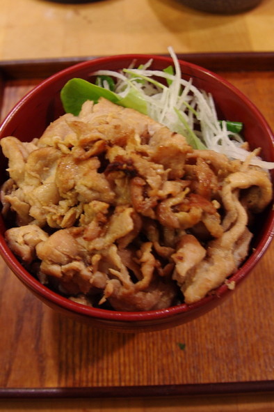 ローズ家の豚肉の生姜焼きの写真