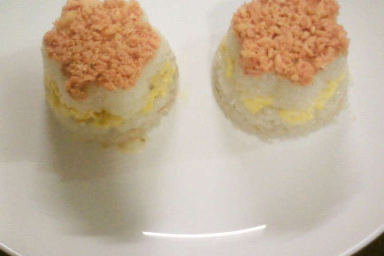 プリンのカップでひな祭りカップ寿司 レシピ 作り方 By ライ麦ちゃん クックパッド
