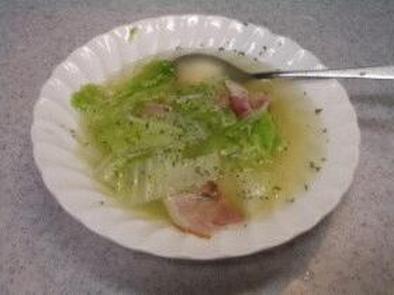 レンジ料理☆白菜とベーコンのスープの写真