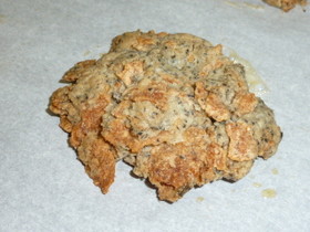 玄米フレークと黒ゴマのヘルシークッキー♪
