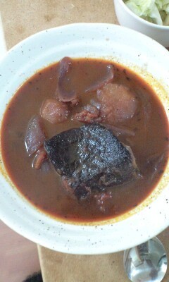 鹿肉の赤ワイントマト煮