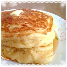 豆腐でもっちもち分厚いホットケーキ