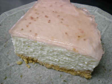 濃厚レアチーズケーキの写真