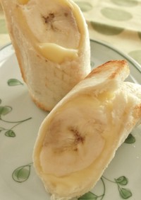 バナナとチーズのロールホットサンド