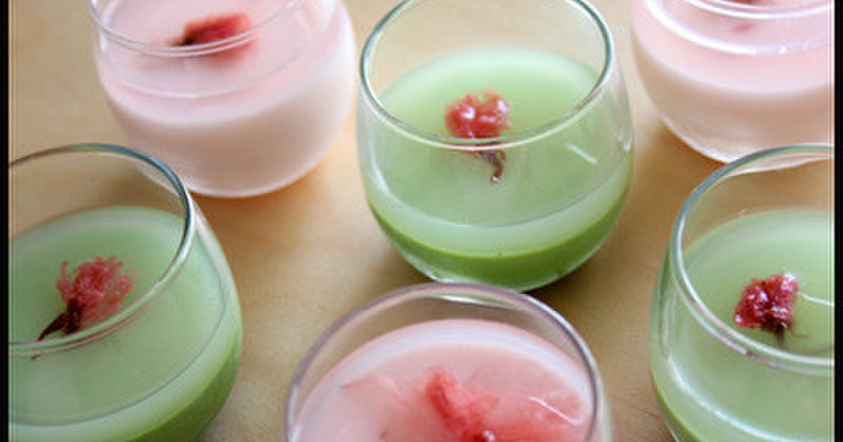 簡単お花見気分♪桜と抹茶の春色プリン♪ by 山本リコピン 【クックパッド】 簡単おいしいみんなのレシピが348万品