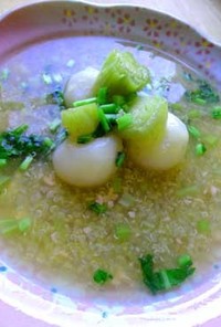 Quinoaと蕪の鮭そぼろスープ