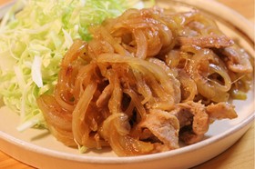 炒めるだけ!!玉ねぎたっぷりの生姜焼き