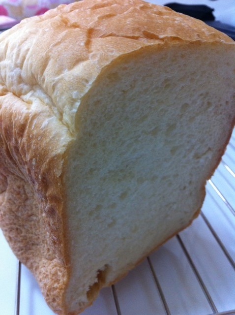 我が家の定番の食パンの画像
