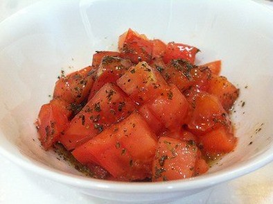 トマトのサラダ with ライムソースの写真