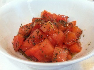 トマトのサラダ with ライムソースの画像