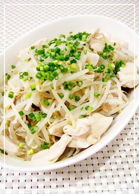 節約簡単☆*鶏むね肉ともやしの蒸し焼き*