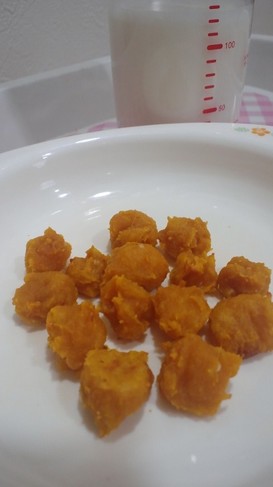 赤ちゃんのおやつ♪カボチャミルク焼き