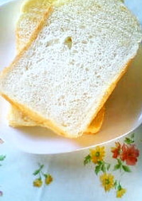 バター風味豊かな☆毎日のふんわり食パン☆