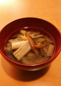 椎茸とごぼうと白菜の具だくさんスープ