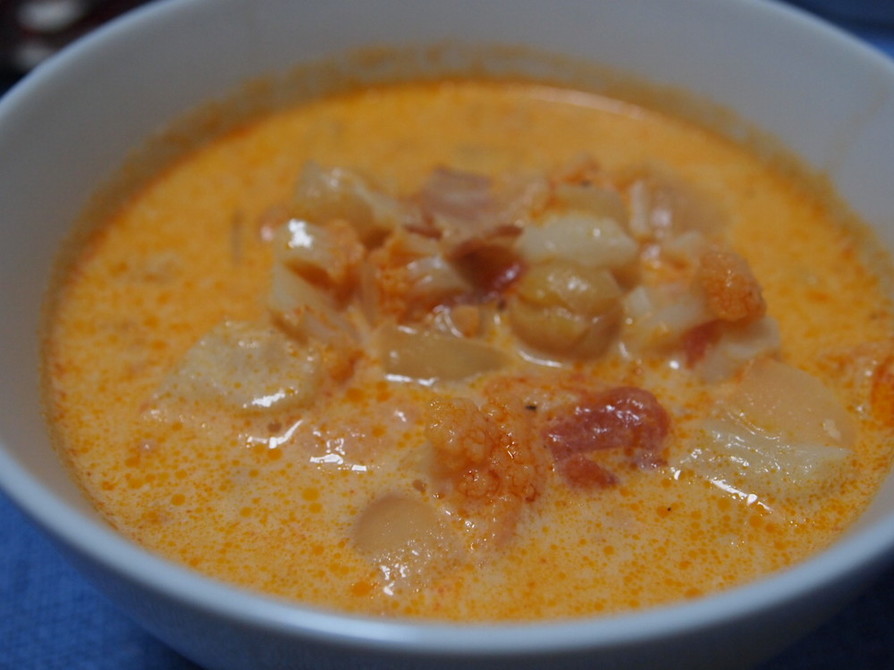 カリフラワーのミルクトマトスープの画像