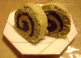 抹茶ロールケーキ