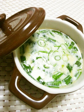 *豆乳胡麻の中華風スープ*