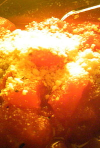 ダイエット：粉チーズトマトの冷製酢スープ