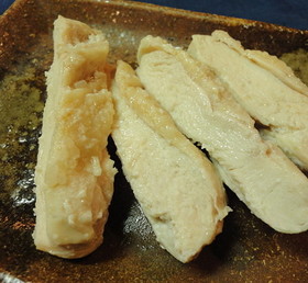 *しっとり柔らか*塩麹の蒸し鶏*