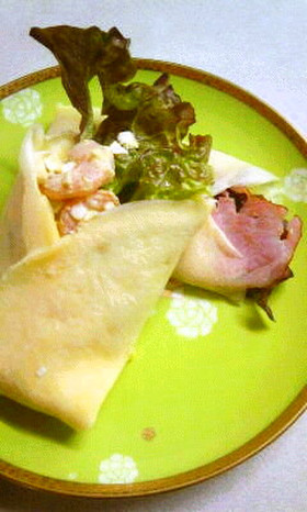 ココナッツクレープで朝食ラップ