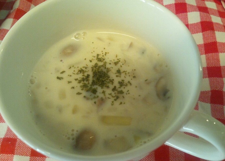 マッシュルーム香るミルクスープの画像
