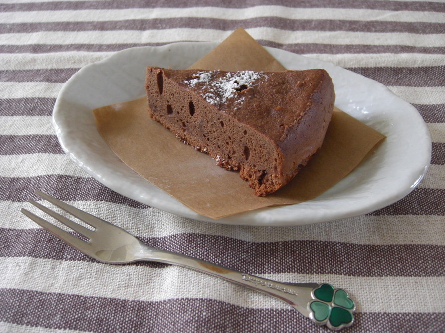 材料３つ☆簡単美味しいチョコケーキ♪の画像