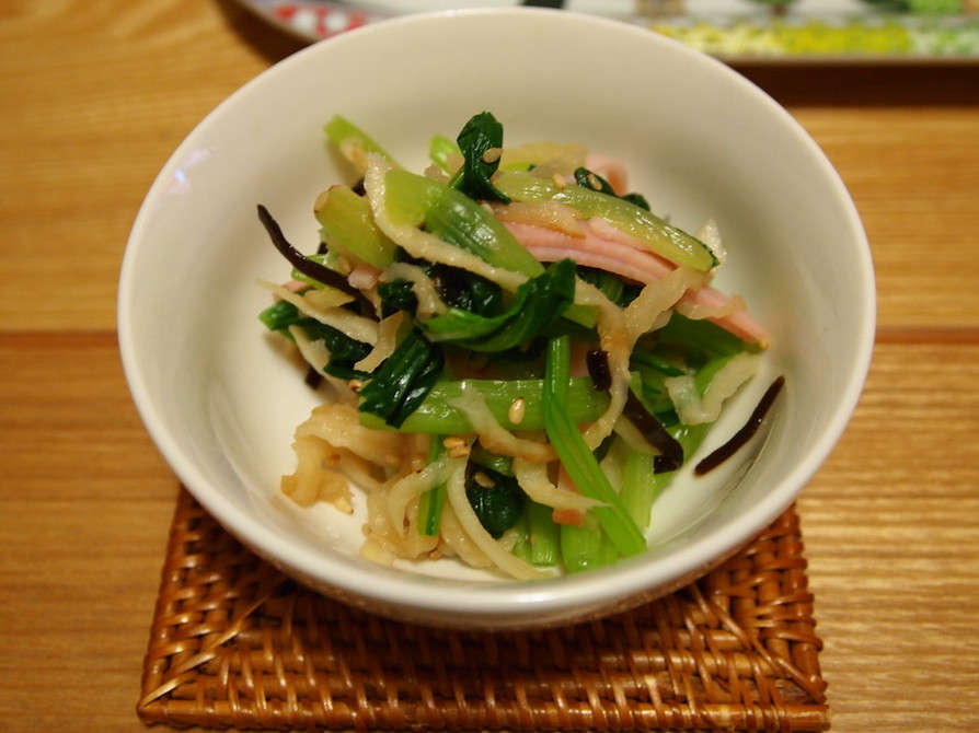 こりこり食感☆小松菜と切干大根ナムルの画像