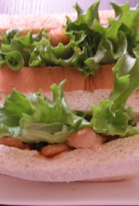 豚の生姜焼きのサンドイッチ