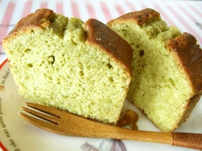 ふんわり & しっとり緑茶パウンドケーキの写真