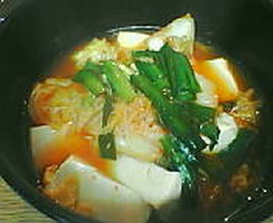 キムチと豆腐の☆炎のスープの写真